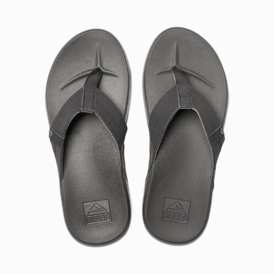 REEF CUSHION PHANTOM MEN&#39;S SANDAL (Black) Sunny Smith LLC